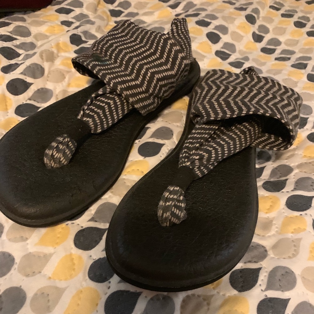 sandles